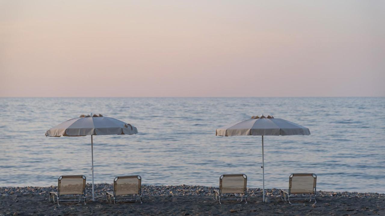 Athina Luxury Villa, With Pool & Walk To The Beach, By Thinkvilla Chania  Exterior photo